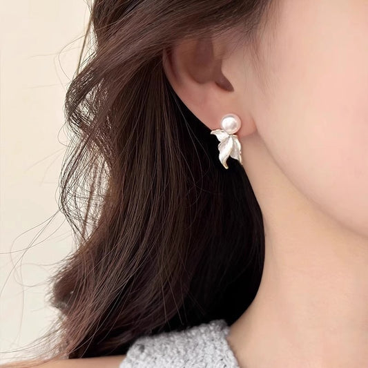 フローラルパールピアス