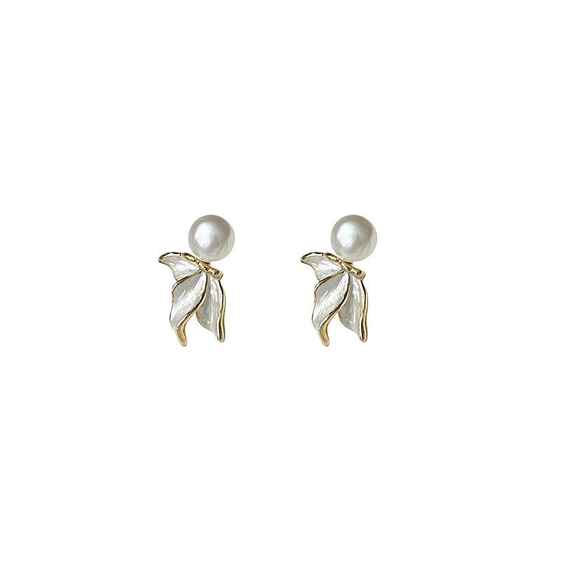 フローラルパールピアス