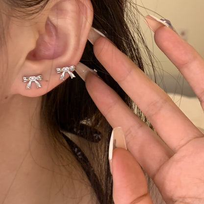 ミニリボンピアス