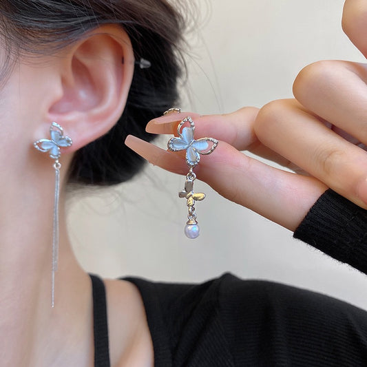 バタフライアシメピアス