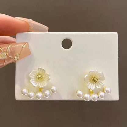 フラワーパールピアス