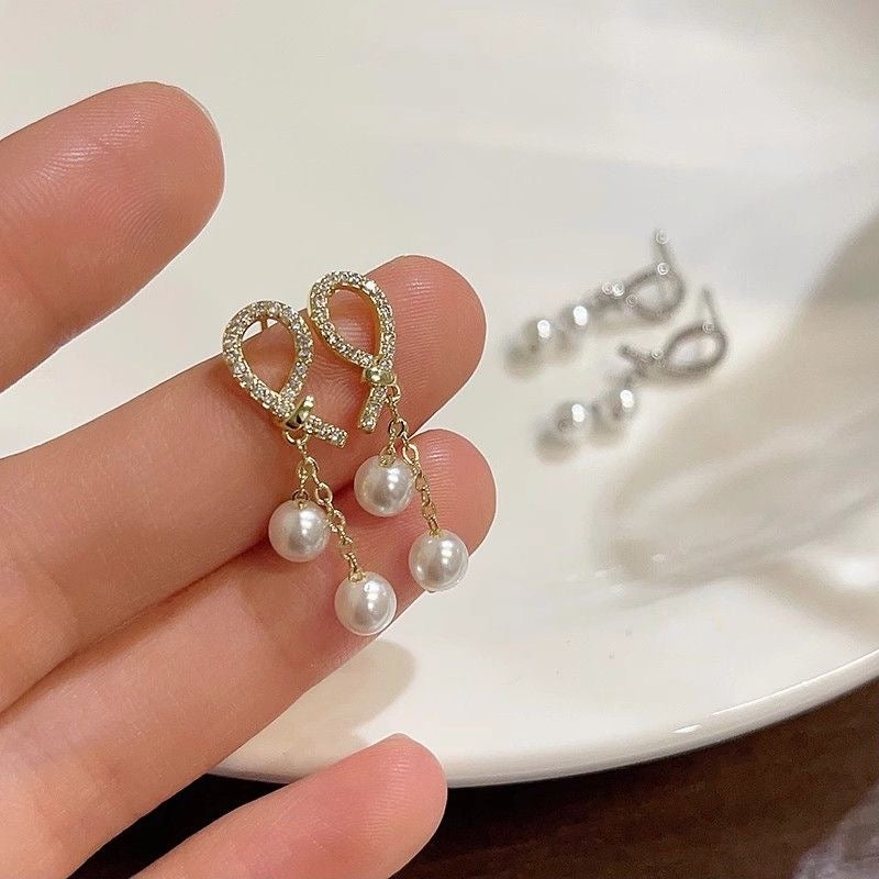 パールリボンドロップピアス
