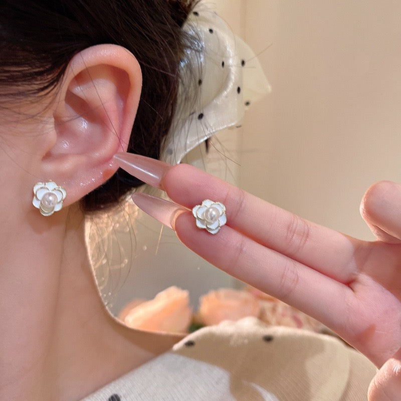 フラワーパールピアス