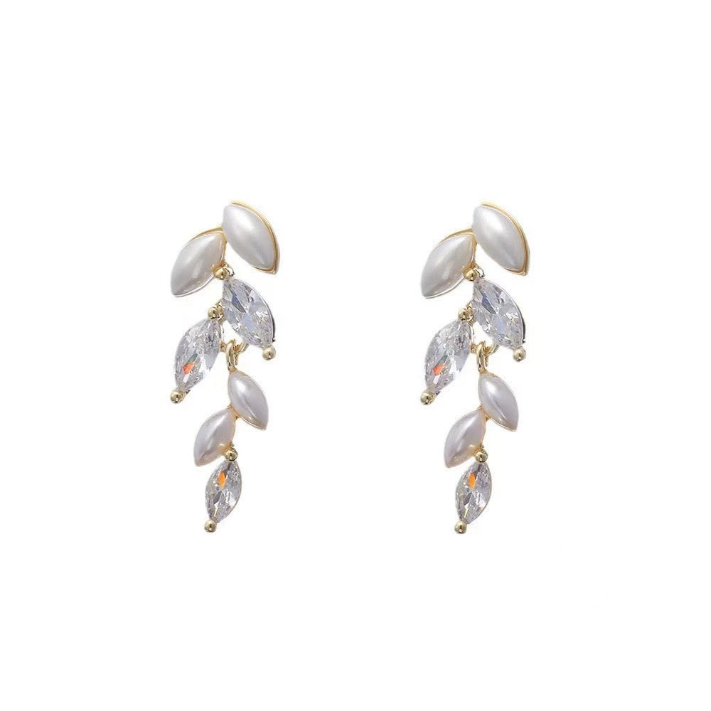リーフドロップピアス