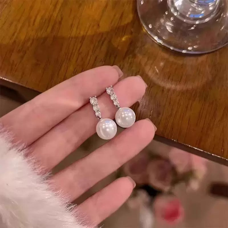 パールドロップピアス