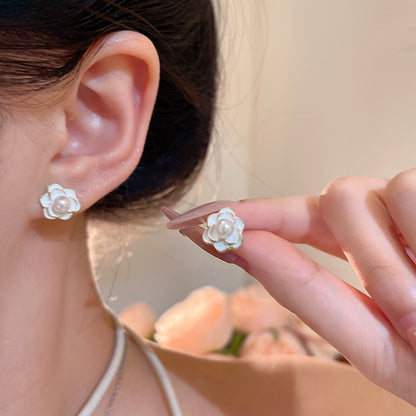 フラワーパールピアス