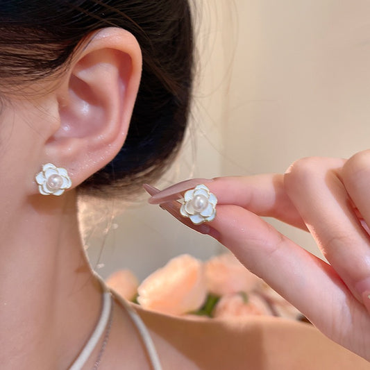 フラワーパールピアス