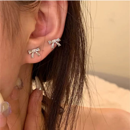 ミニリボンピアス