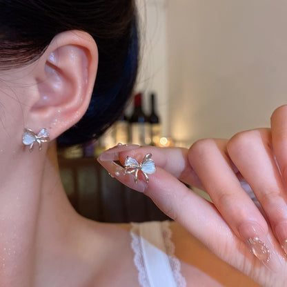リボンクリスタルピアス