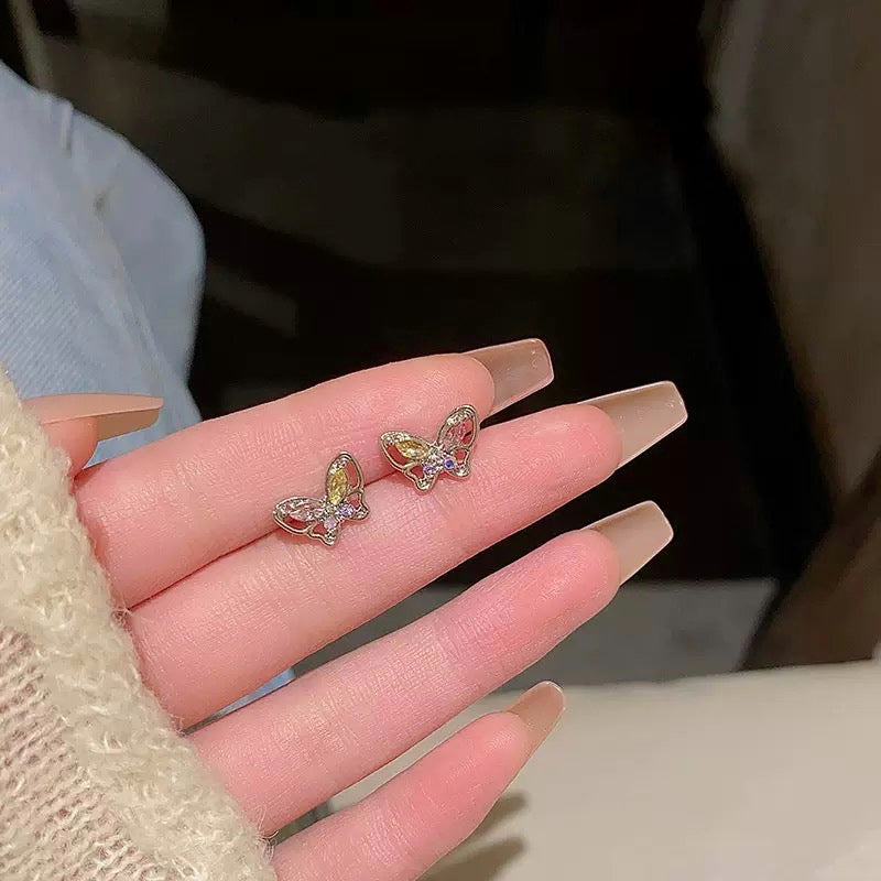 パステルバタフライピアス