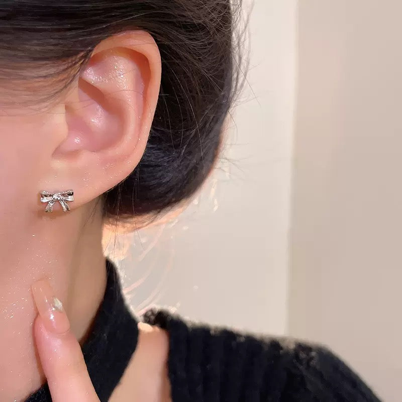 ミニリボンピアス