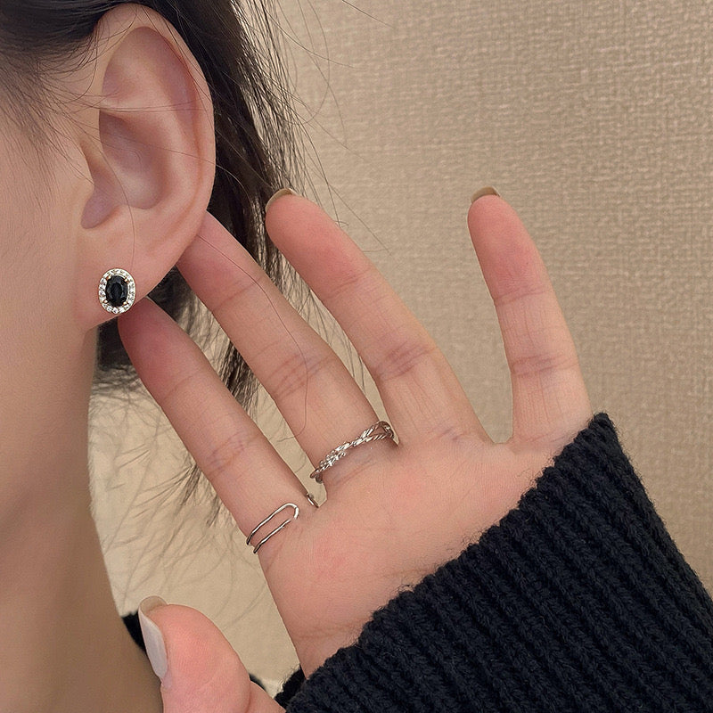 スターリーフープピアス