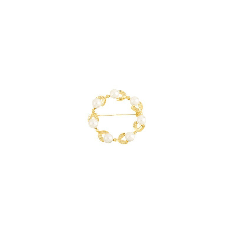 Pearl Leaf Circle Brooch