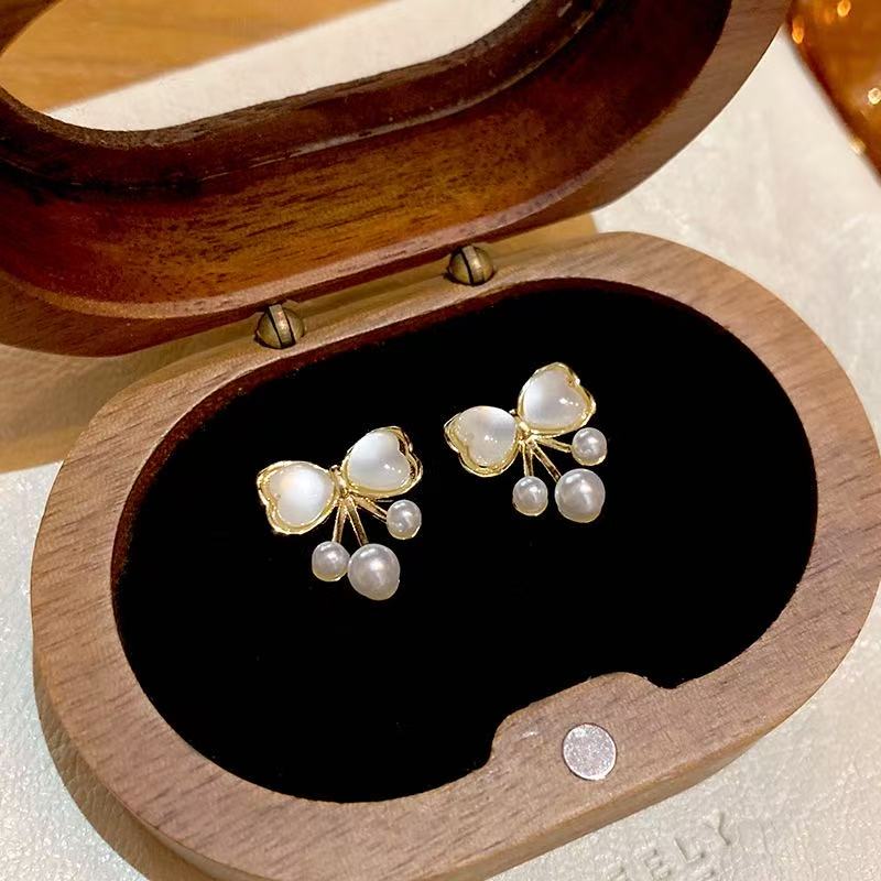 リボンドロップパールピアス