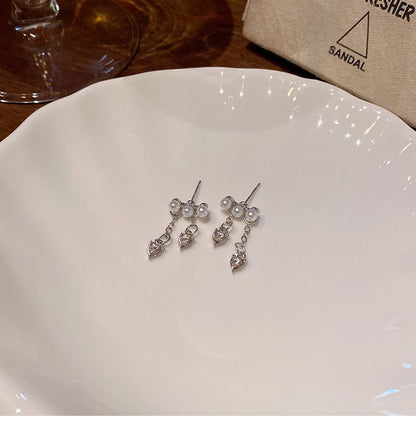 ハートチェーンピアス