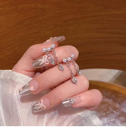 ハートチェーンピアス