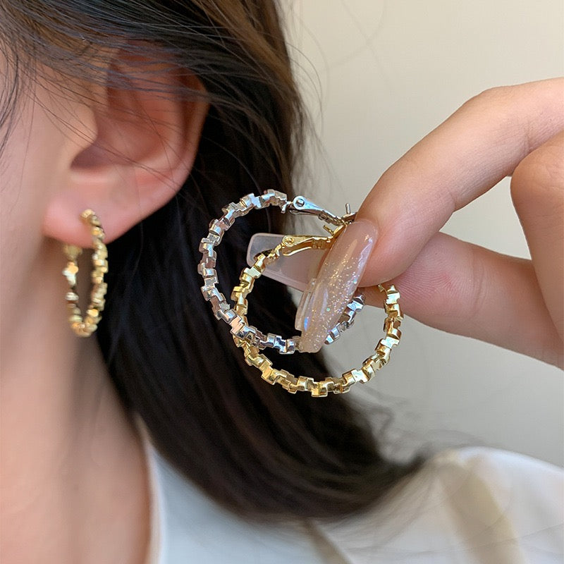 メタリックカットサークルピアス