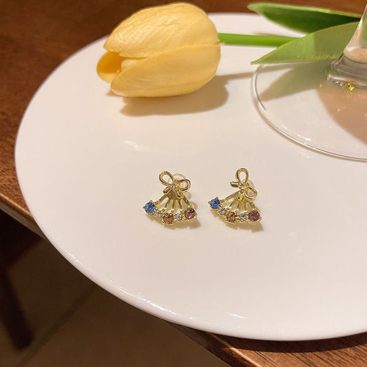 リボンストーンピアス
