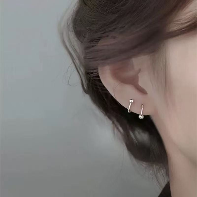 ラインピアス