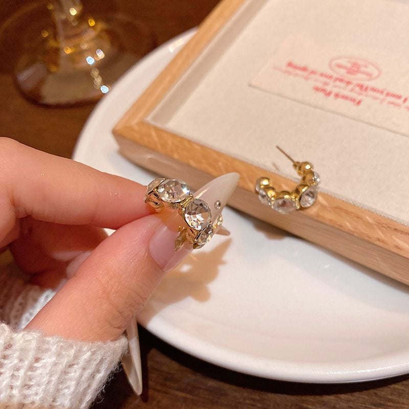 クラシックビジューピアス