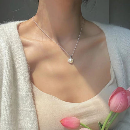 パールミニネックレス