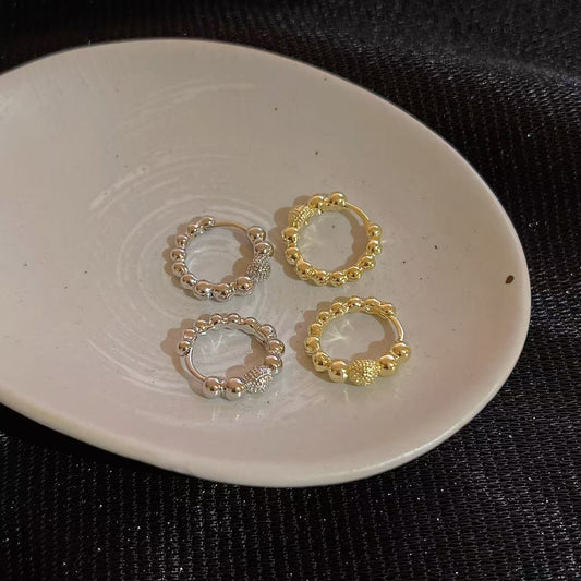 ミニボールフープピアス（2カラー）