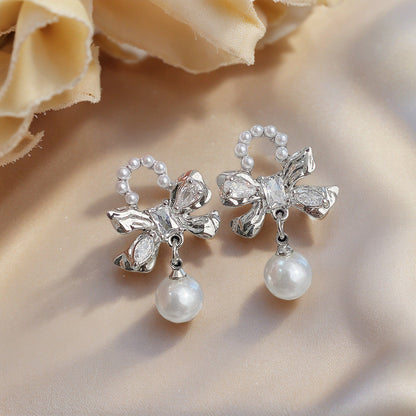 パールリボンドロップピアス